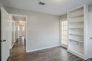 10610 Dunbrook Dr, Houston, TX 77070 - Photo 34