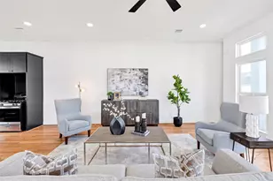 1222 E 23rd St, Houston, TX 77009 - Photo 8