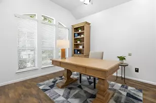 13235 Barkley Bend Ln, Houston, TX 77044 - Photo 6