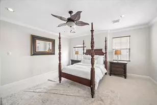 5610 Kiam St, Houston, TX 77007 - Photo 8
