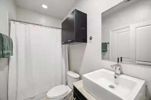 5610 Kiam St, Houston, TX 77007 - Photo 12