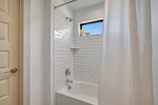 98 Dorado Dr, Friendswood, TX 77546 - Photo 38