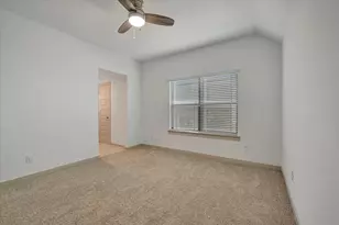 98 Dorado Dr, Friendswood, TX 77546 - Photo 34