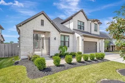 98 Dorado Drive, Friendswood, TX 77546 - Photo 2