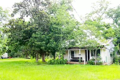 120 Creekside Drive, Angleton, TX 77515 - Photo 4