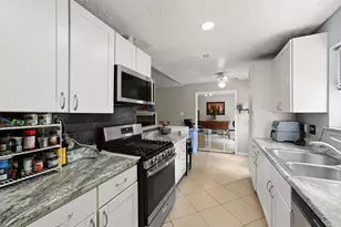 11763 Cliveden Dr, Houston, TX 77066 - Photo 6