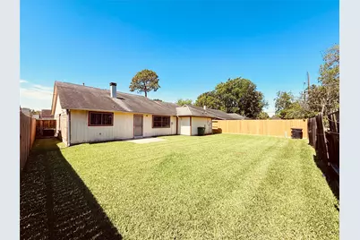 12074 Fairpoint Drive, Houston, TX 77099 - Photo 8