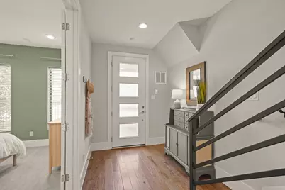 5703 Larkin Street #C, Houston, TX 77007 - Photo 6