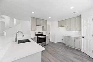 19910 Rustic Lake Ln, Cypress, TX 77433 - Photo 4