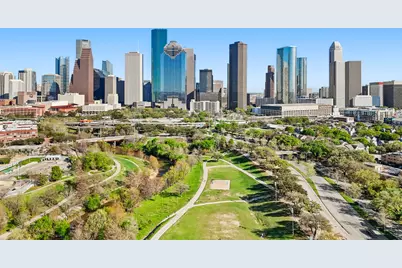 1304 W Dallas Street, Houston, TX 77019 - Photo 8