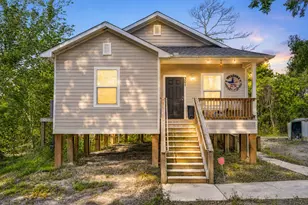 301 Bayou Dr, Channelview, TX 77530 - Photo 1