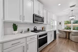 66 S Longsford Cir, The Woodlands, TX 77382 - Photo 20