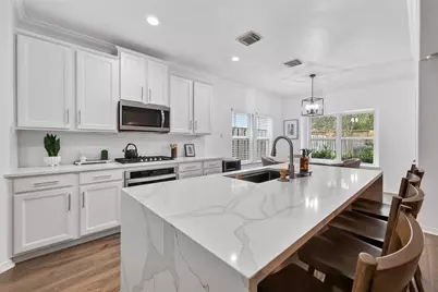 66 S Longsford Circle, The Woodlands, TX 77382 - Photo 18