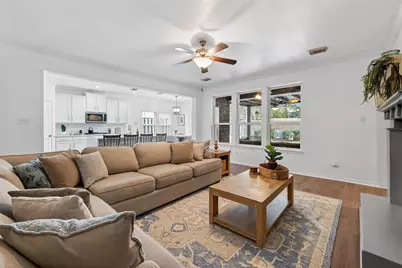 66 S Longsford Circle, The Woodlands, TX 77382 - Photo 14