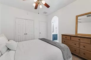 66 S Longsford Cir, The Woodlands, TX 77382 - Photo 34