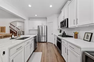 66 S Longsford Cir, The Woodlands, TX 77382 - Photo 24