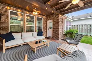 66 S Longsford Cir, The Woodlands, TX 77382 - Photo 48