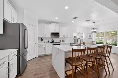 66 S Longsford Circle, The Woodlands, TX 77382 - Photo 16