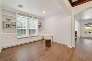 66 S Longsford Cir, The Woodlands, TX 77382 - Photo 10