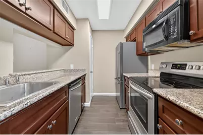 6111 Beverly Hill Street #28, Houston, TX 77057 - Photo 4