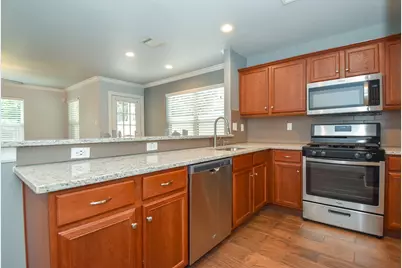 1506 Amundsen Street, Houston, TX 77009 - Photo 6