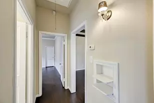 909 Bomar St, Houston, TX 77006 - Photo 14