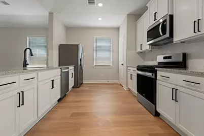 21530 Bluebonnet Bay Drive, Magnolia, TX 77354 - Photo 2