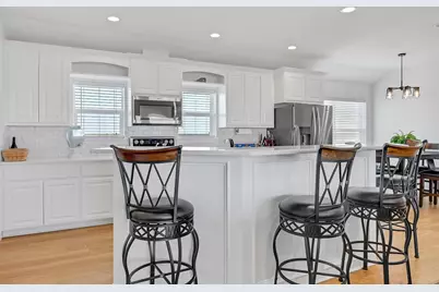 747 Waypoint Drive, Palacios, TX 77465 - Photo 16