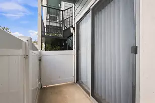 3754 Tanglewilde St, Houston, TX 77063 - Photo 16