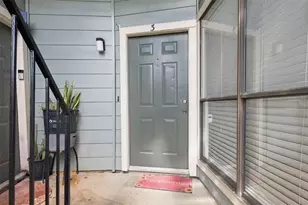 3754 Tanglewilde St, Houston, TX 77063 - Photo 2