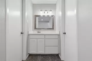 3754 Tanglewilde St, Houston, TX 77063 - Photo 12