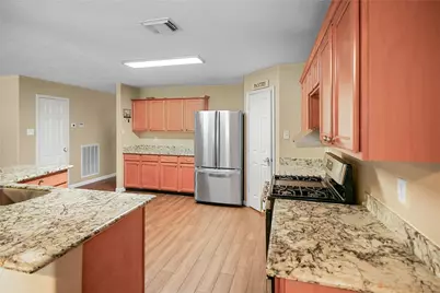 1006 Stillgate Ct Court, Spring, TX 77373 - Photo 6