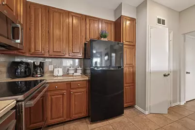 2211 S Braeswood Boulevard #23E, Houston, TX 77030 - Photo 20