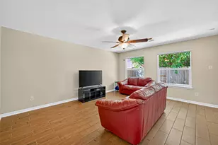 4630 Twisting Rd, Houston, TX 77084 - Photo 14