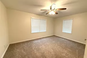 8 Piney Way, Angleton, TX 77515 - Photo 10