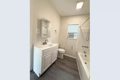 8 Piney Way, Angleton, TX 77515 - Photo 18