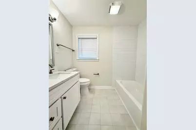 8 Piney Way, Angleton, TX 77515 - Photo 20