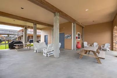 1301 Maui Dr Drive, Tiki Island, TX 77554 - Photo 34