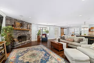 2710 Colonial Dr, Dickinson, TX 77539 - Photo 4