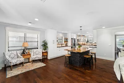 2710 Colonial Drive, Dickinson, TX 77539 - Photo 6