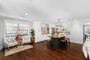 2710 Colonial Dr, Dickinson, TX 77539 - Photo 6