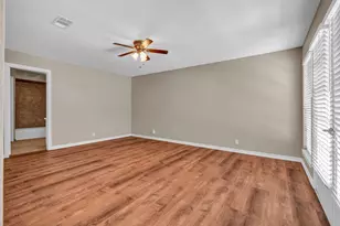 110 Buttercup St, Lake Jackson, TX 77566 - Photo 20