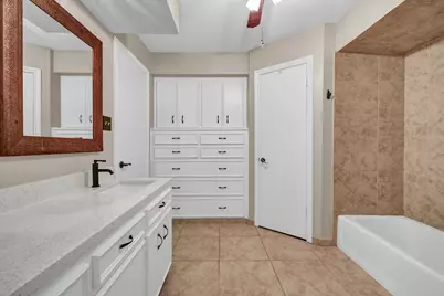 110 Buttercup Street, Lake Jackson, TX 77566 - Photo 24