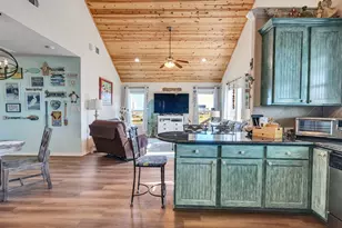 4710 Palm St, Freeport, TX 77541 - Photo 12