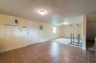 5009 N Main St, Houston, TX 77009 - Photo 12