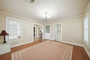 1514 Laurel St, La Marque, TX 77568 - Photo 8