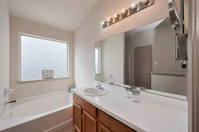 802 Remington Walk Court, Houston, TX 77073 - Photo 18