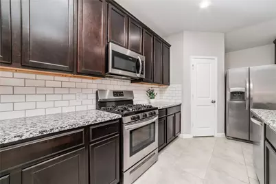 18326 Arcola Bay Lane, Richmond, TX 77407 - Photo 10