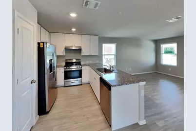 4210 Southton Lake, San Antonio, TX 78223 - Photo 4