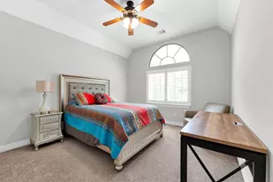 104 Clear Springs Dr, Conroe, TX 77356 - Photo 34